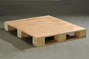Light-Weight Plywood Pallets
